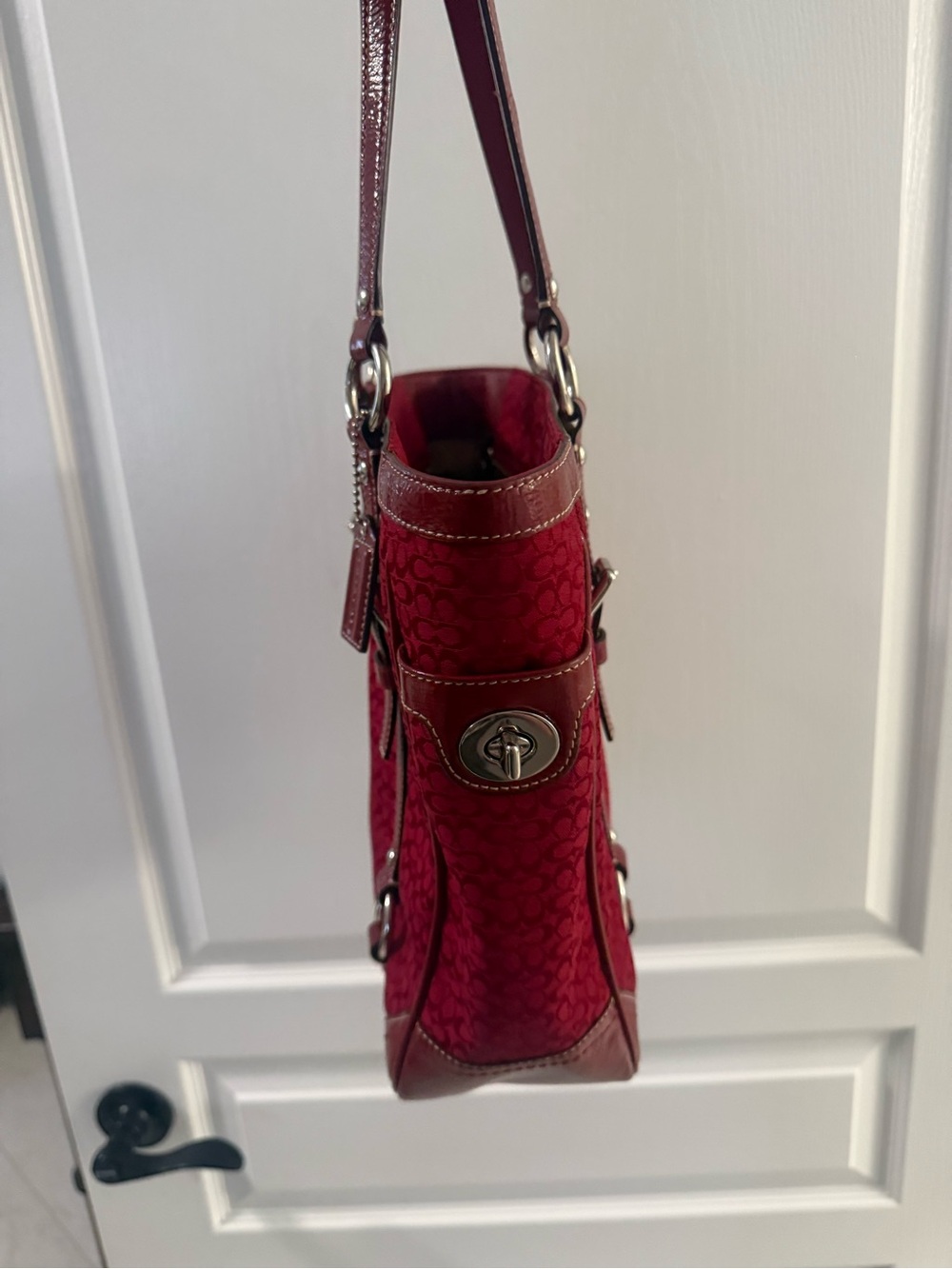 Vintage Y2K Coach Turnlock Red Tote - Picture 4 of 9